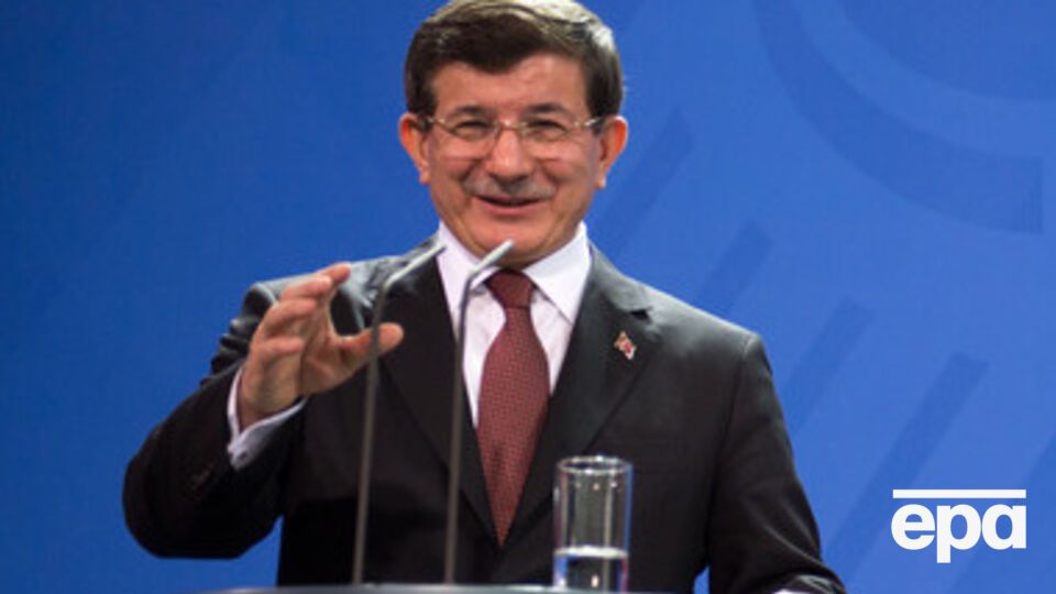 В среду, 14 января, суд Турции постановил заблокировать веб-сайты, на которых опубликована обложка последнего издания Charlie Hebdo с изображением пророка Мухаммеда