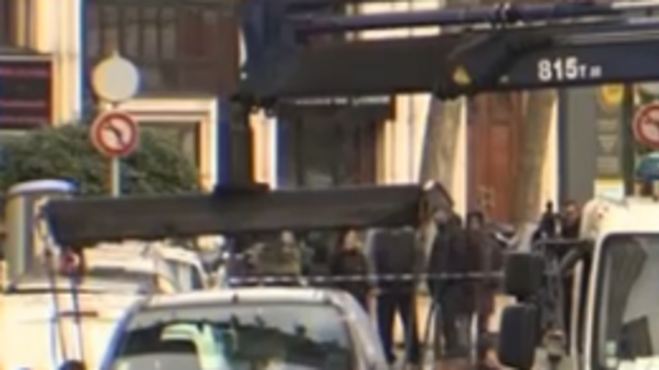 Девять мужчин и три женщины задержаны полицией