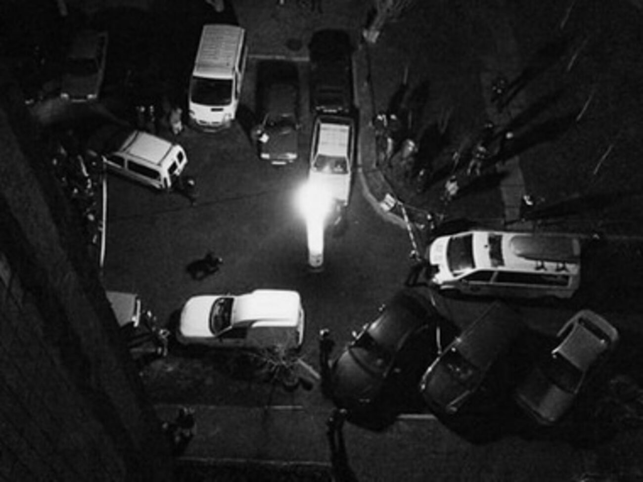 От взрыва пострадали девять машин