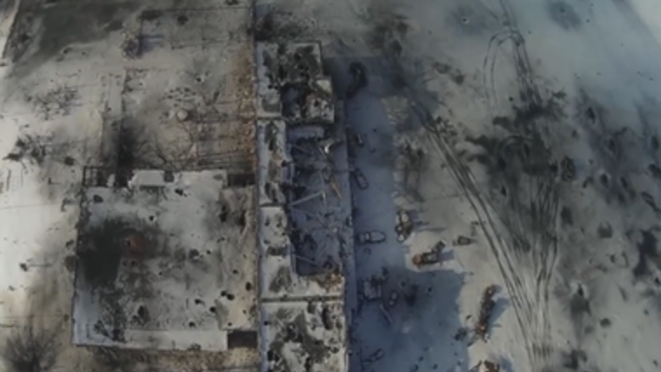 Добровольцы "пробили" новую "дорогу жизни" в донецкий аэропорт