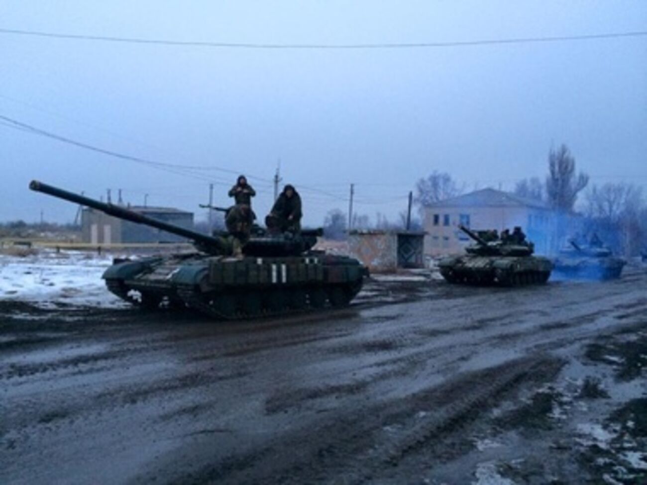 В районе донецкого аэропорта идут танковые столкновения между ВСУ и боевиками