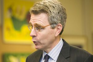 Пайетт заявил, что РФ продолжает стягивать войска к украинской границе