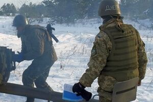 "Киборгов" прикрывают подразделения огневой поддержки