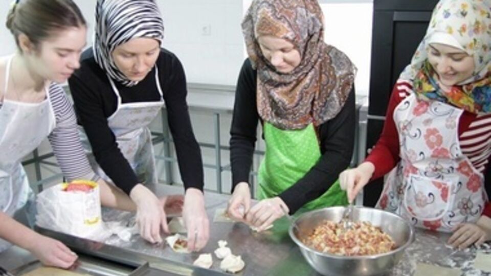 Военным приготовили мясные блюда