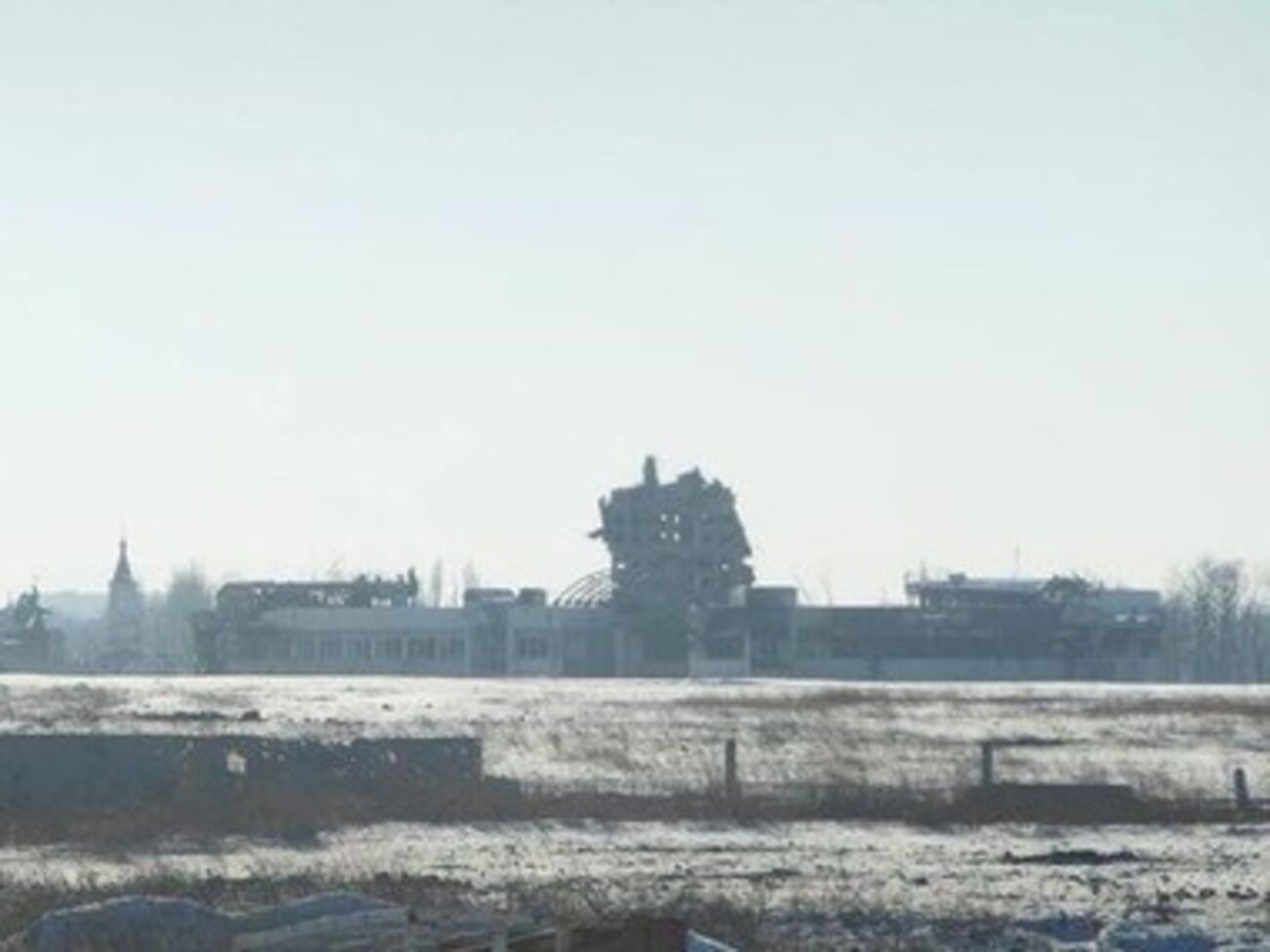 Сепаратисты вели мощный огонь по позициям ВСУ в Песках, откуда получают поддержку защитники донецкого аэропорта