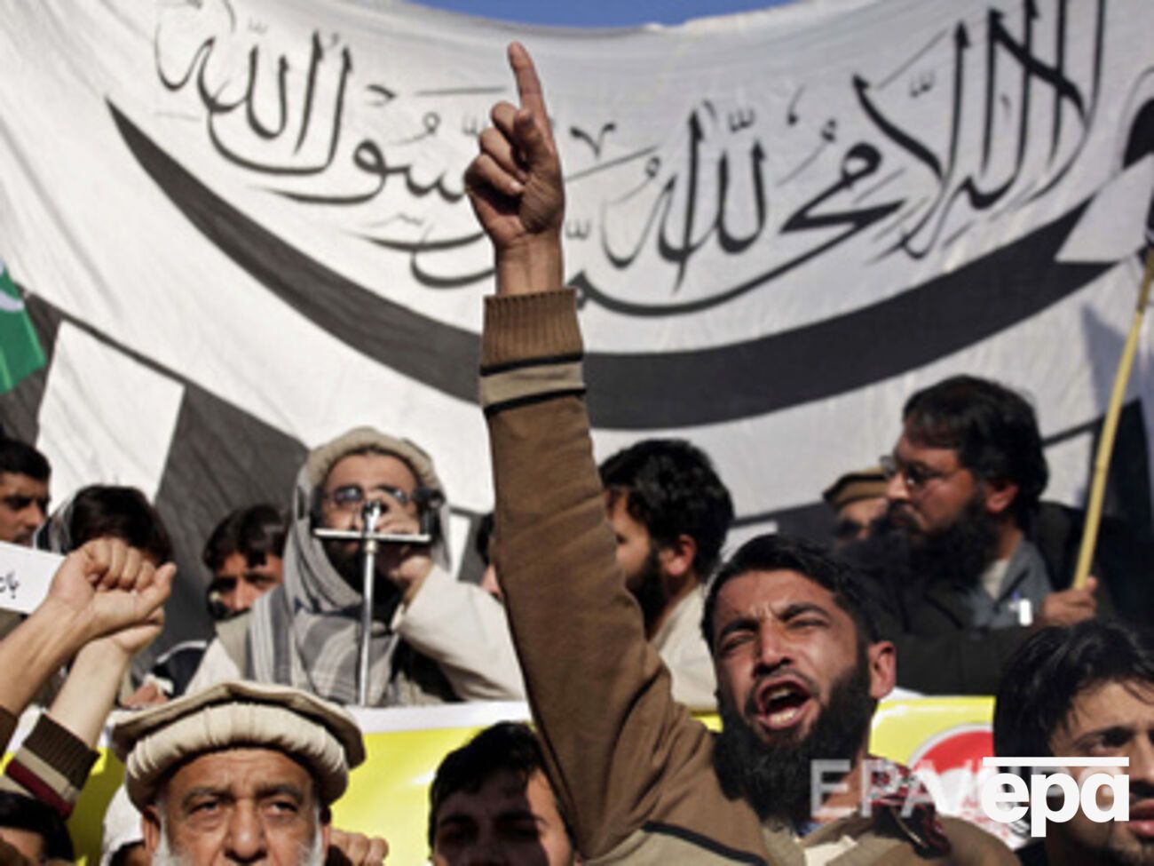 Из Италии выслали сторонников террористов