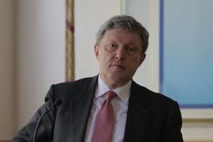 Явлинский: Зависимость российской экономики от нефти настолько примитивная и очевидная, что даже удивительно