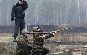 Cилы АТО открывают огонь в ответ, подавляя огневые точки противника