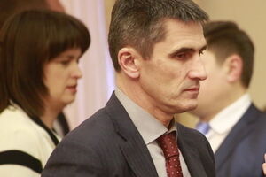 Виталий Ярема обратился к Владимиру Гройсману с просьбой заслушать его в парламенте