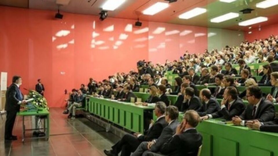 Выступление Порошенко пытались сорвать