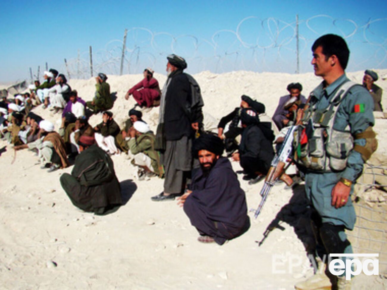 Власти Афганистана предполагают, что это могло случиться во время обмена ударами с боевиками