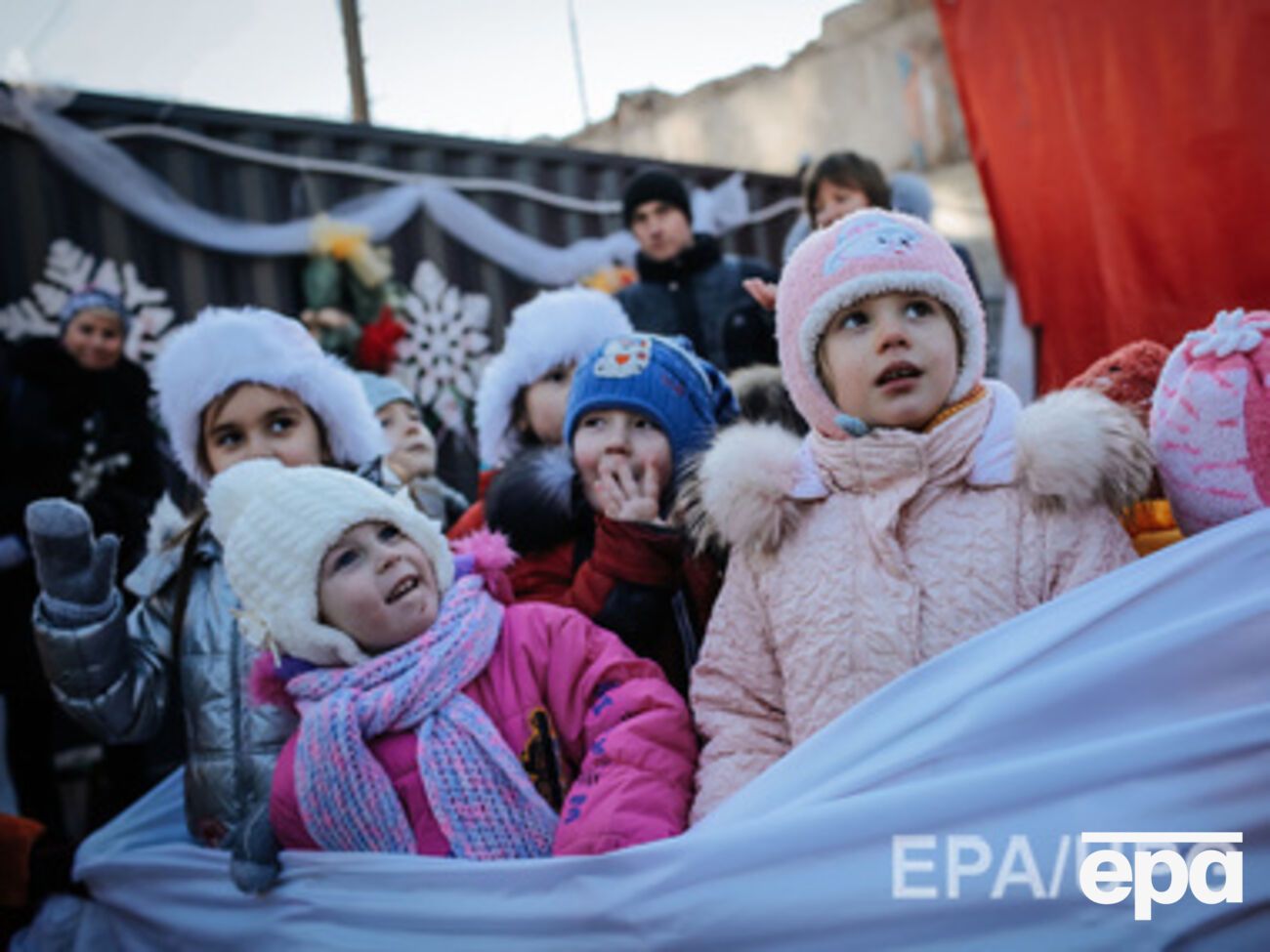 В поселении будут жить, прежде всего, женщины и дети