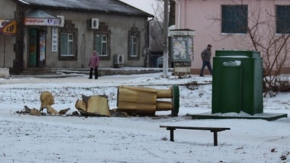 В Одесской области разбили еще один памятник Ленину