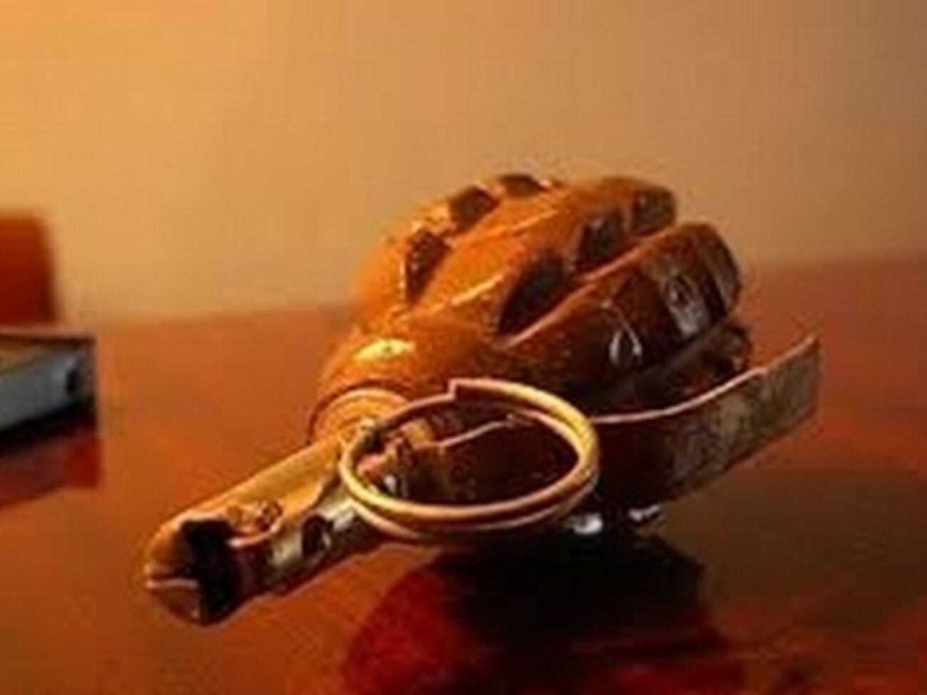 Мужчина получил ранения от взрыва гранаты