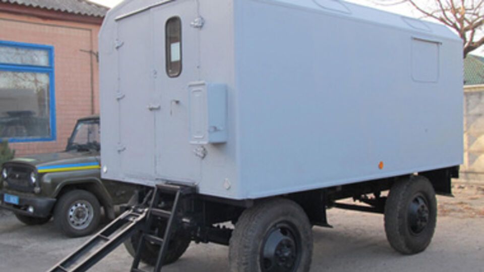 Милиционеры получили передвижную баню