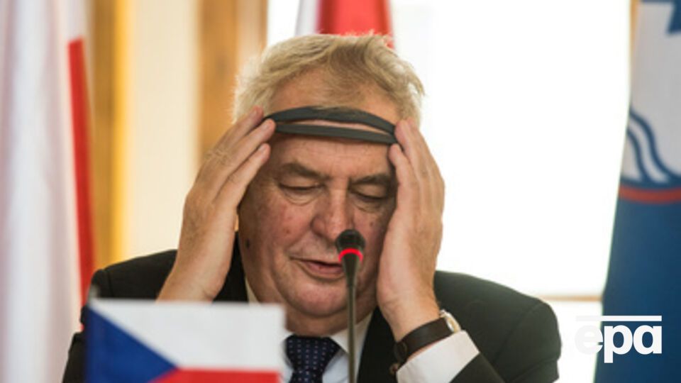 Земан принял приглашение Путина