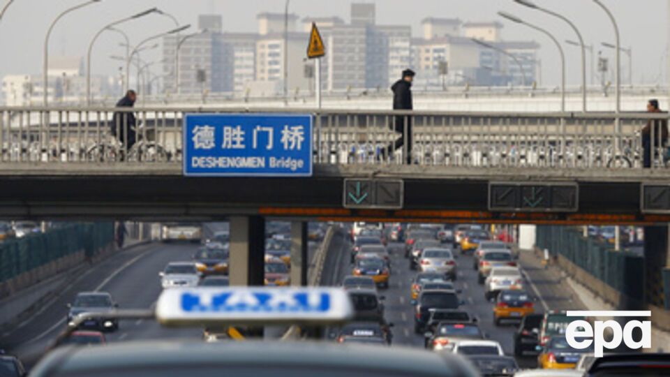 Общий объем инвестиций в китайскую экономику в 2014 году увеличился на 15,7%, а в 2013 году прирост составил 19,6%