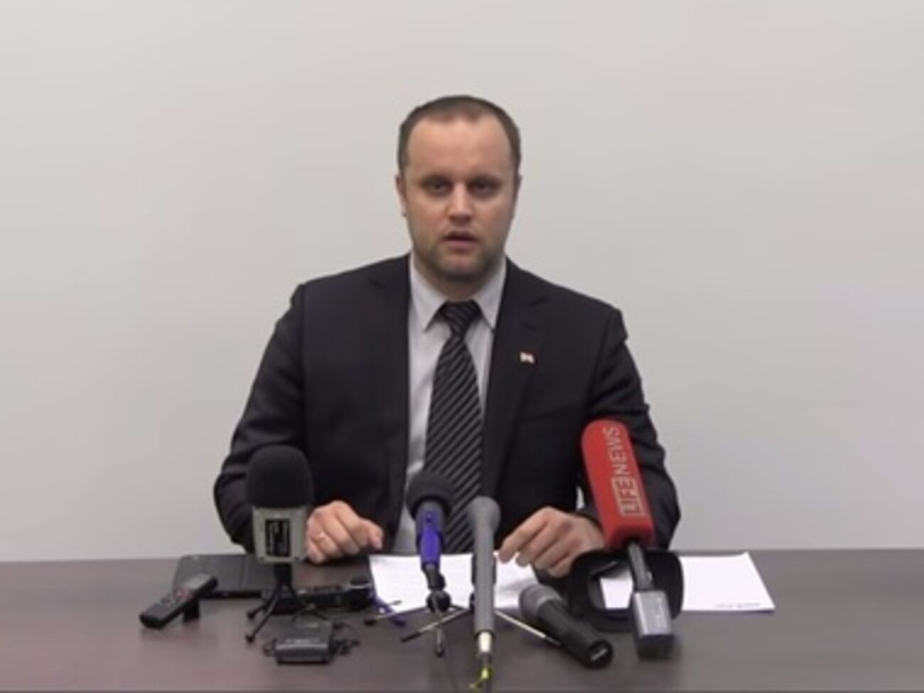 Павел Губарев, по данным его супруги, во время похищения не пострадал