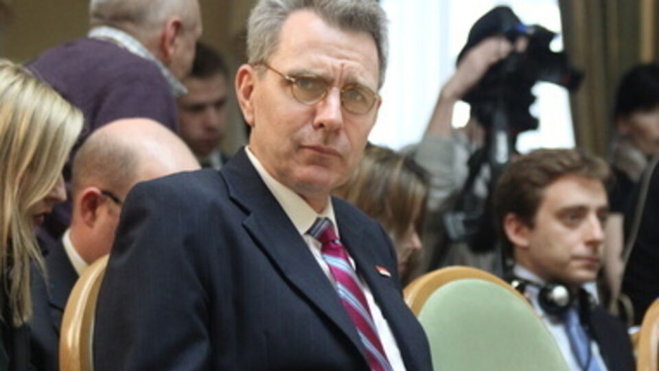 Джеффри Пайетт: Обострение конфликта на Донбассе спровоцировано Россией