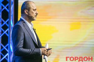 Аласания: При нынешней системе управления могут работать только гении менеджмента со склонностью к мазохизму