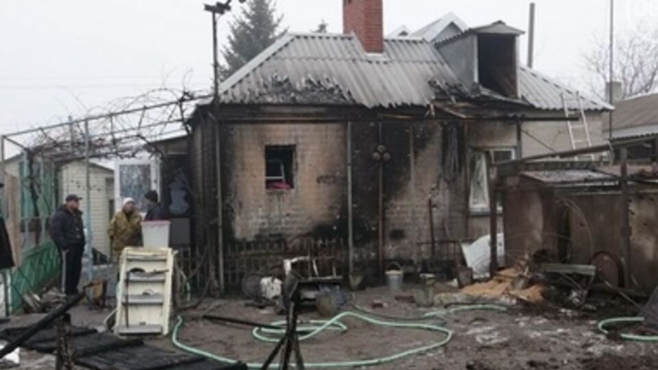 Боевики обстреляли Сартану из крупнокалиберной артиллерии. Фоторепортаж