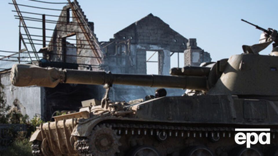 Боевики обстреливали украинских военных из танка в районе города Донецкий