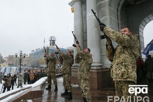 На Майдане простились с погибшим бойцом "Айдара". Фоторепортаж