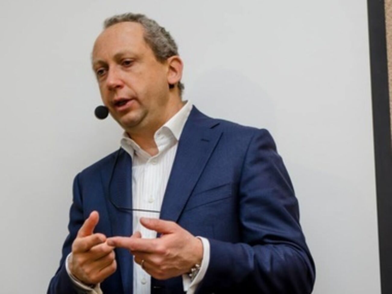 Слава Рабинович считает, что российская экономика начала рушиться еще до событий в Украине