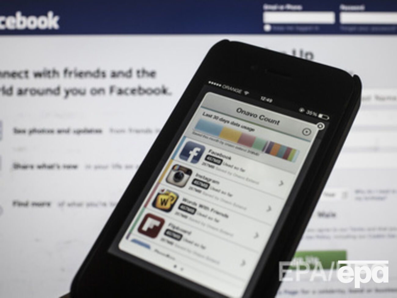 Ранее власти критиковали соцсети, но теракты в Париже заставили политиков изменить свое отношение