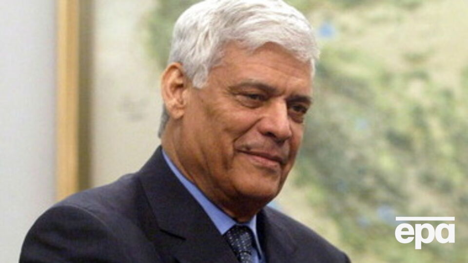 Бадри: Цена на нефть падает из-за избытка предложения