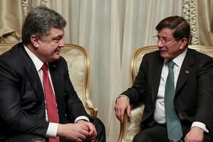 Премьер-министр Турции заверил Порошенко, что его страна не признает аннексию Крыма