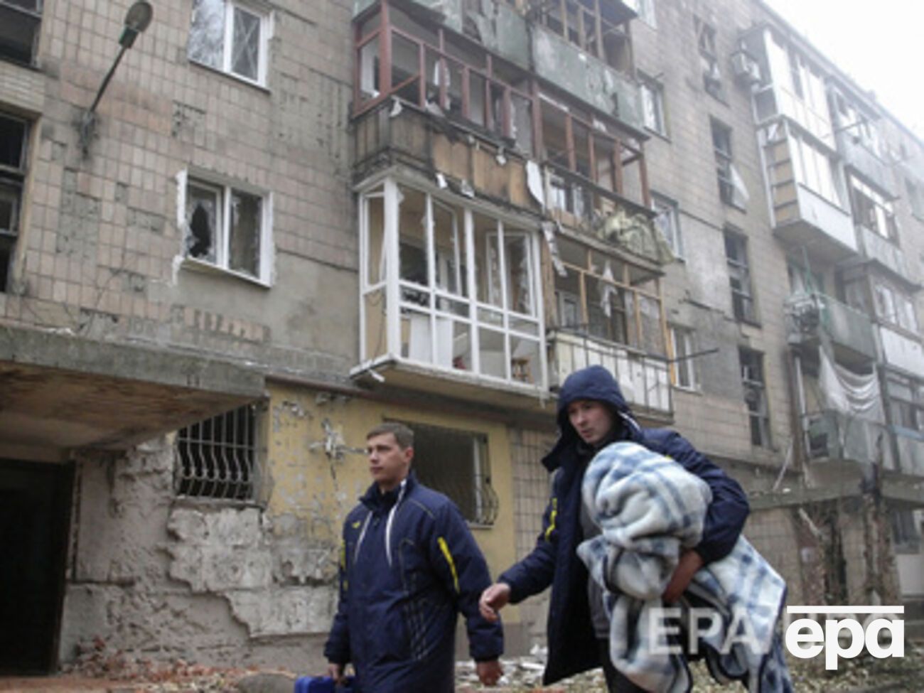 В результате обстрела три человека ранены, один из них госпитализирован