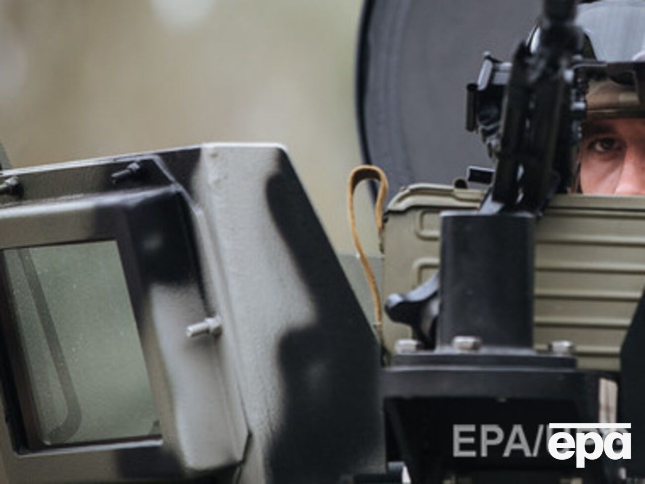 Россия не прекращает стягивание техники к украинской границе