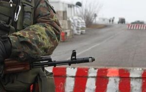 В контрольном пункте Станично-Луганское террористы подорвали автомобильный мост