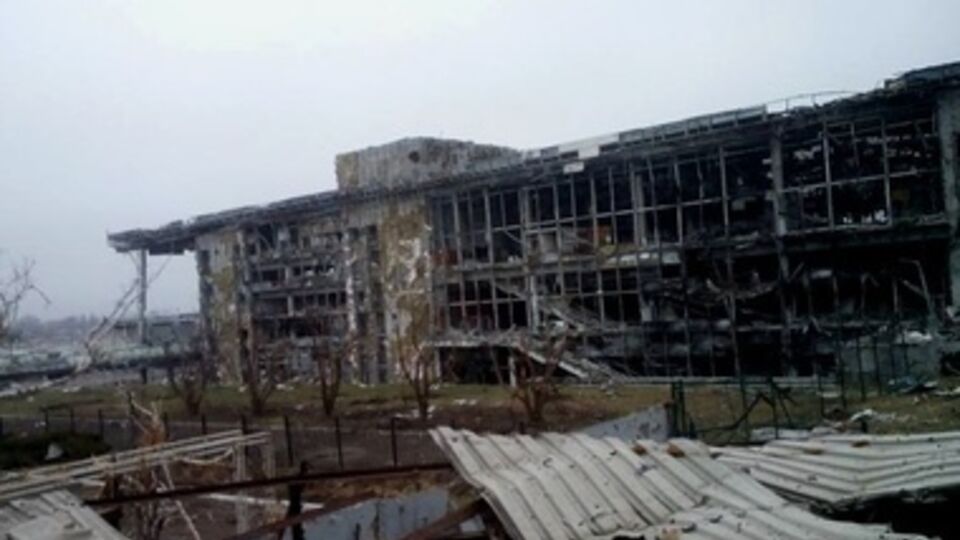 "Киборгов" могли отравить газом