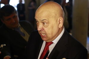 Москаль: Боевики обстреливают Луганскую область, применяя все виды вооружения