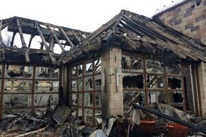 В Песках террористы стараются разрушить все строения