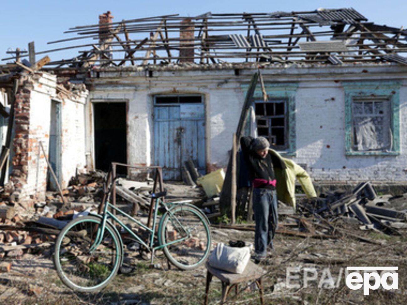 Более половины жителей Донбасса выступают за то, чтобы регион оставался в составе Украины