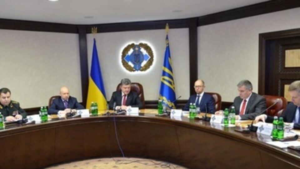 Совещание Петра Порошенко с силовиками должно было начаться в 18.00