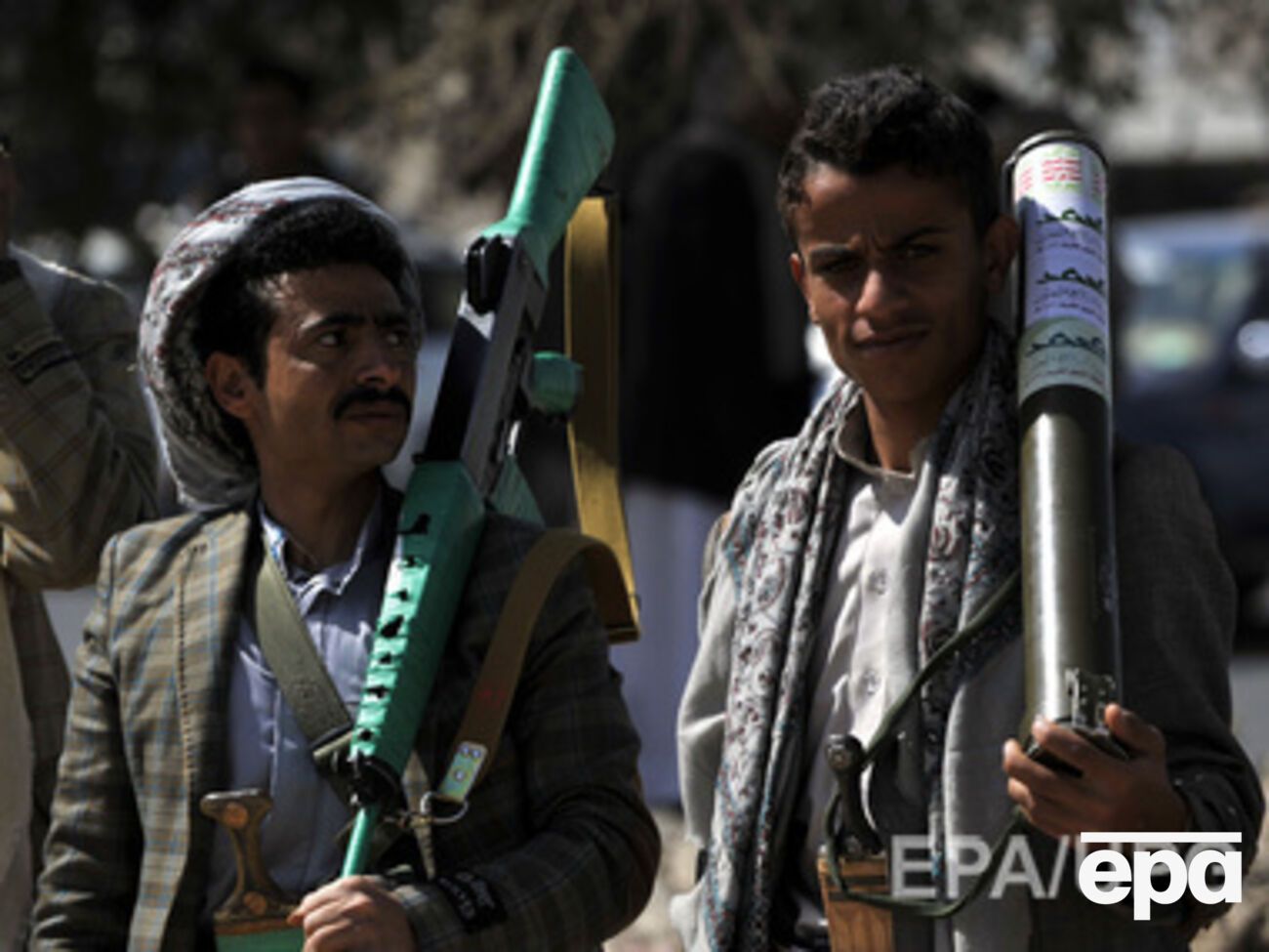 Власти США считают, что закрытие посольства было бы нежелательным, поскольку американцы сотрудничают с йеменской властью в борьбе с террористической организацией "Аль-Каида"