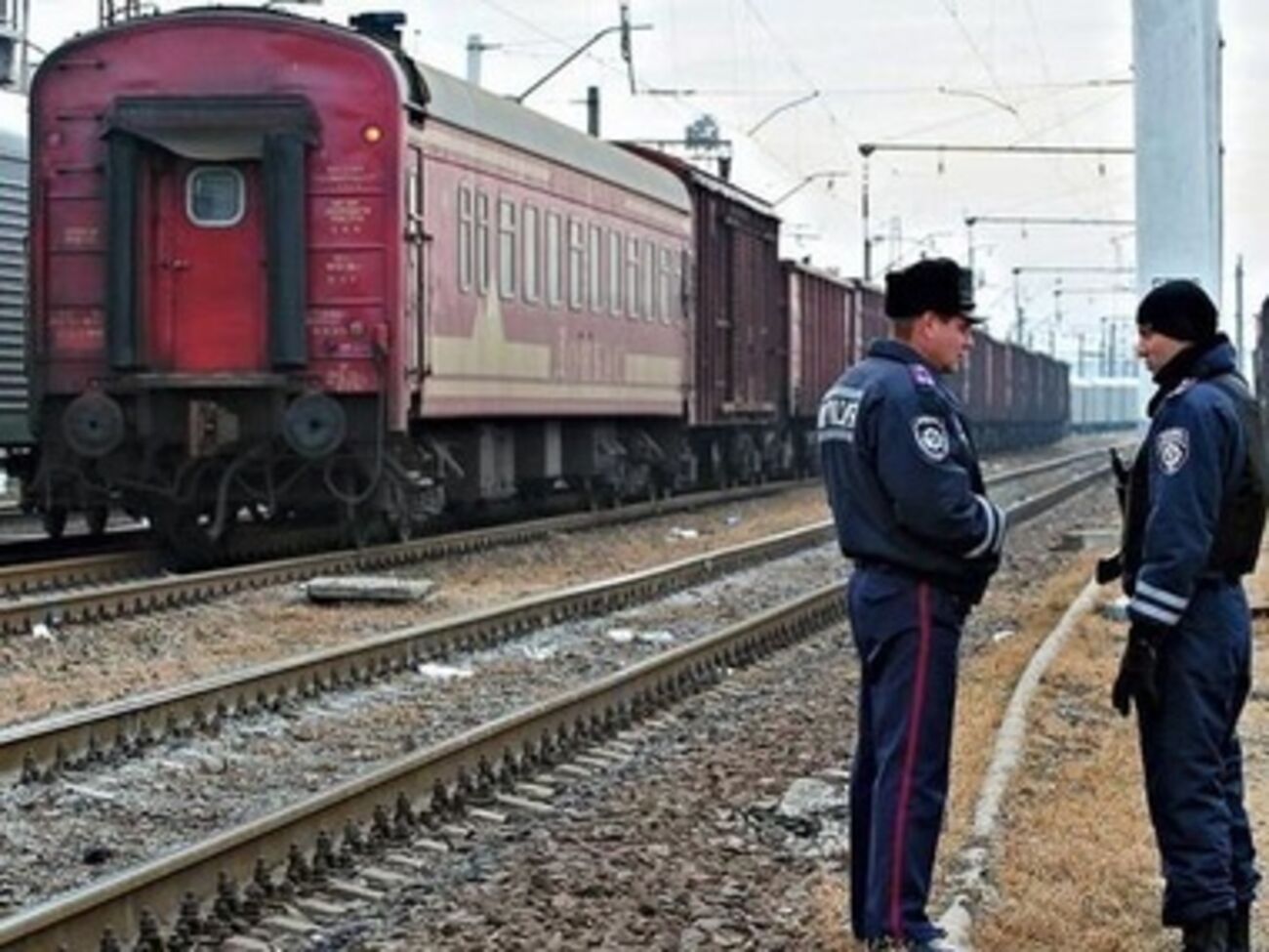 Движение на мосту восстановлено