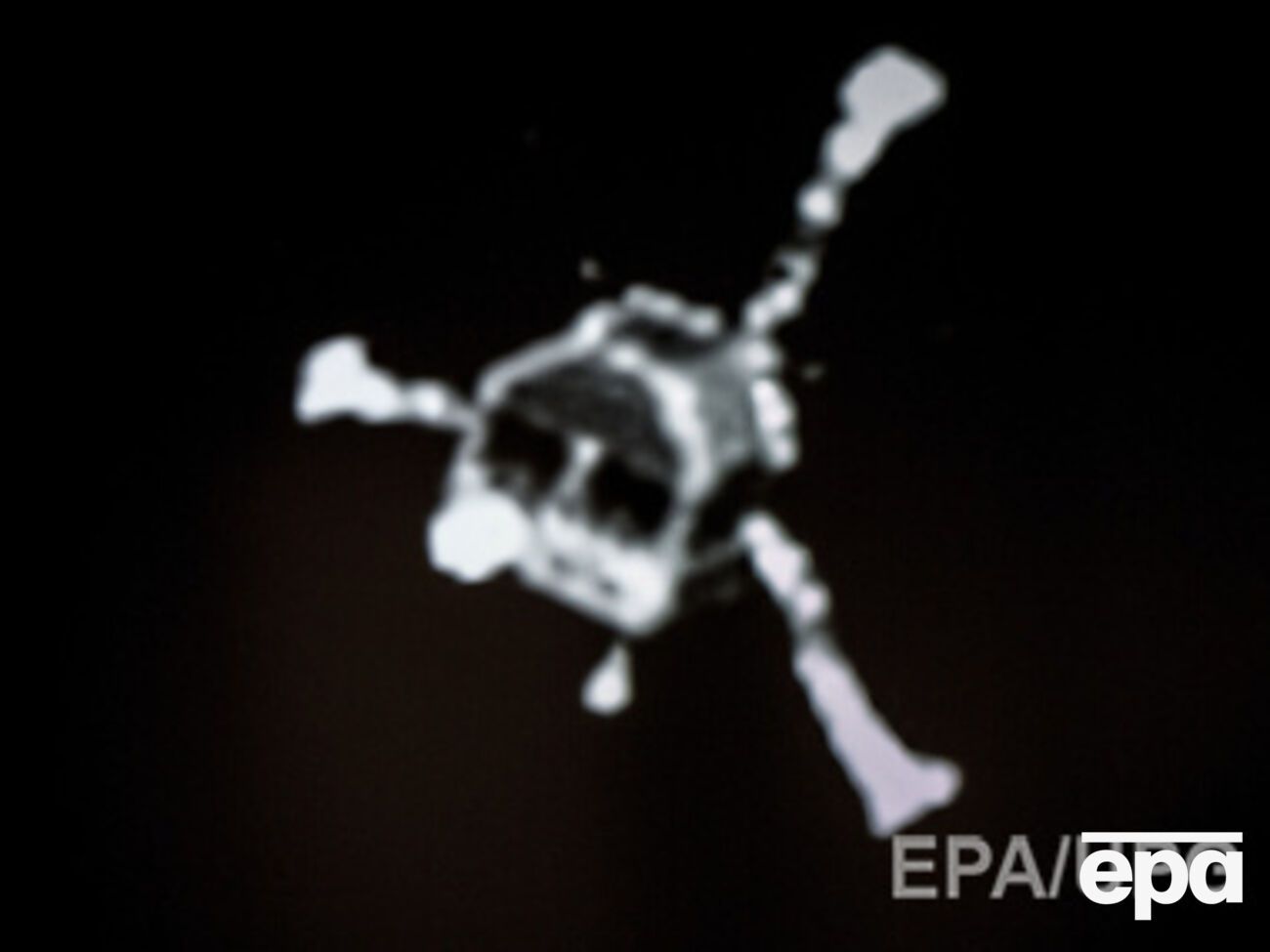 Rosetta исследует открытую украинцами комету