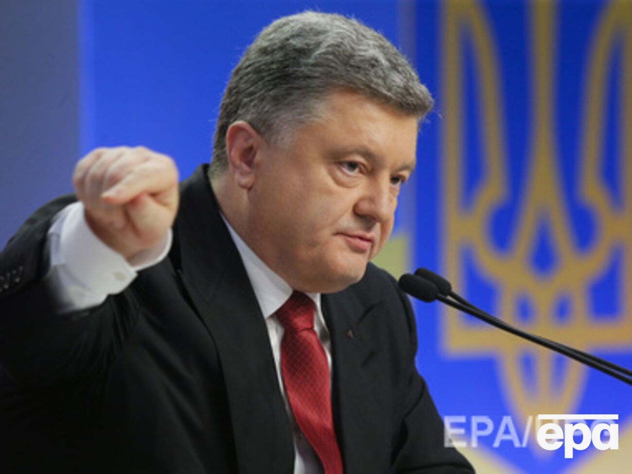 Порошенко уволил Кузнецова