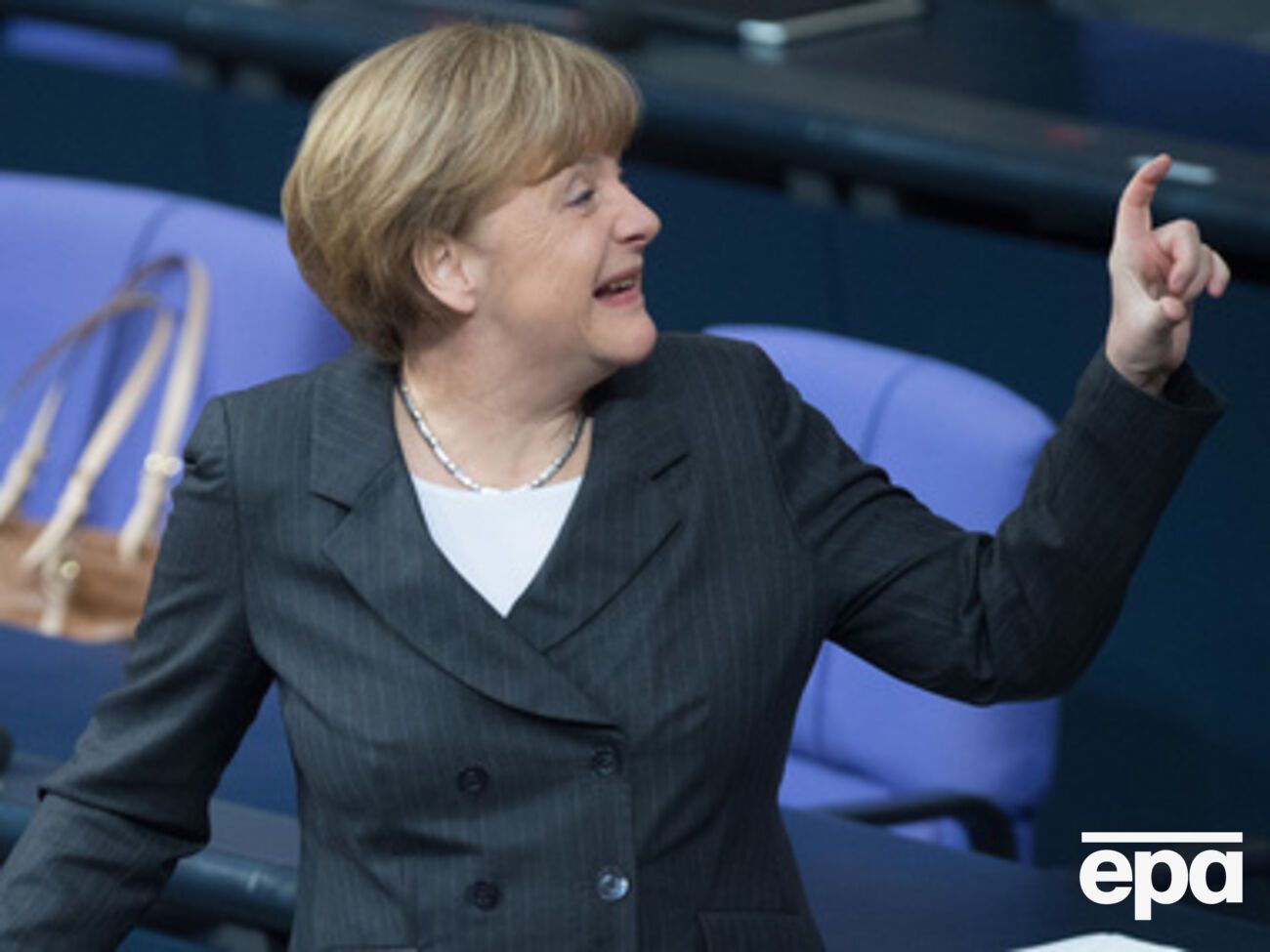 Меркель призвала к реализации Минских соглашений