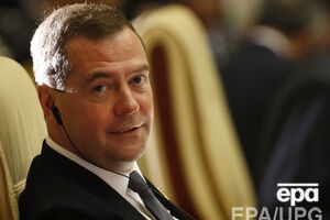 Медведев будет представлять РФ по поручению Путина
