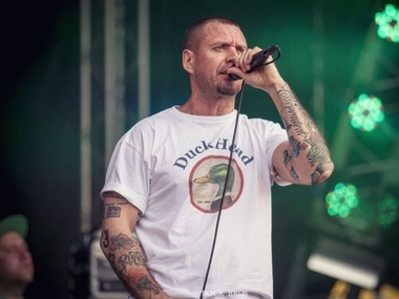 Михалок: Власти Беларуси и России негативно восприняли поддержку Майдана группой "Ляпис Трубецкой", и это препятствует творческому процессу