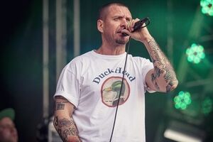 Михалок: Власти Беларуси и России негативно восприняли поддержку Майдана группой "Ляпис Трубецкой", и это препятствует творческому процессу