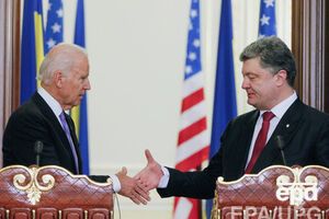 Порошенко провел переговоры с Байденом