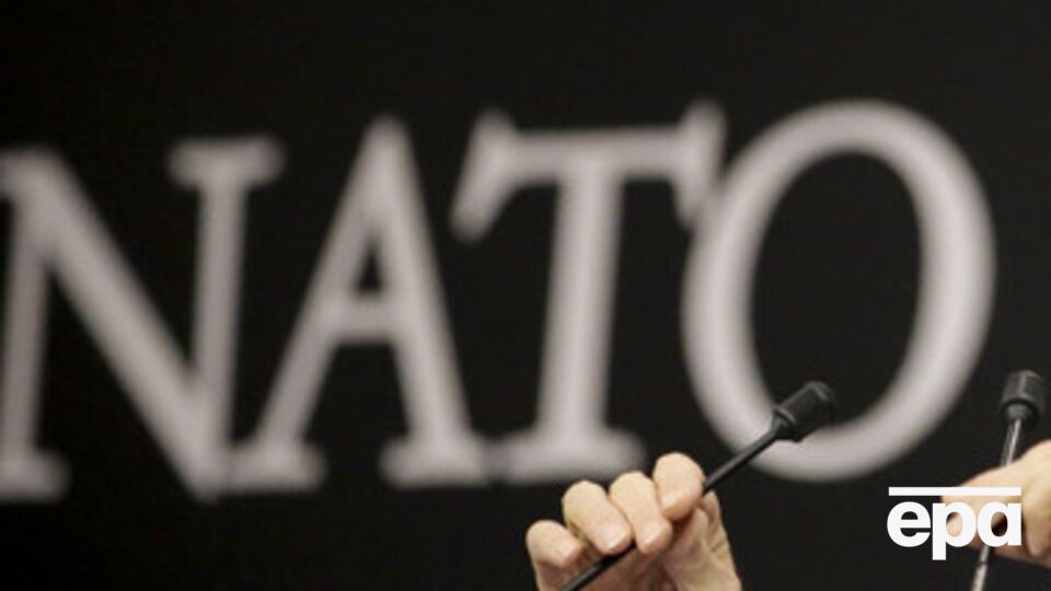 Из-за усиления атак боевиков Украина хочет провести консультации с НАТО