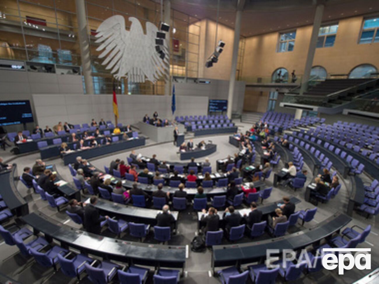 В Бундестаге говорят о новых санкциях в отношении России